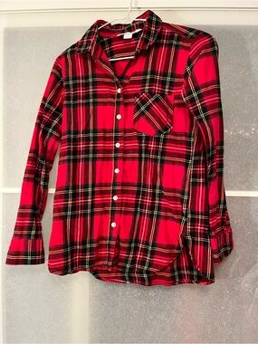 Old Navy Red And Green Plaid Button-Up Shirt